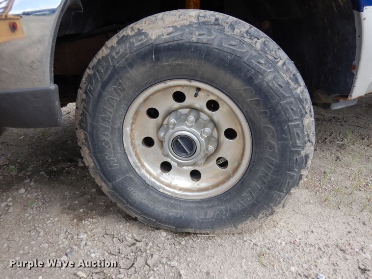 image for item HA9296 1999 Ford F250 Super Duty  SuperCab pickup truck