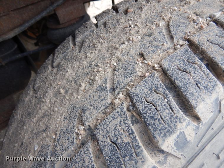 image for item HA9296 1999 Ford F250 Super Duty  SuperCab pickup truck