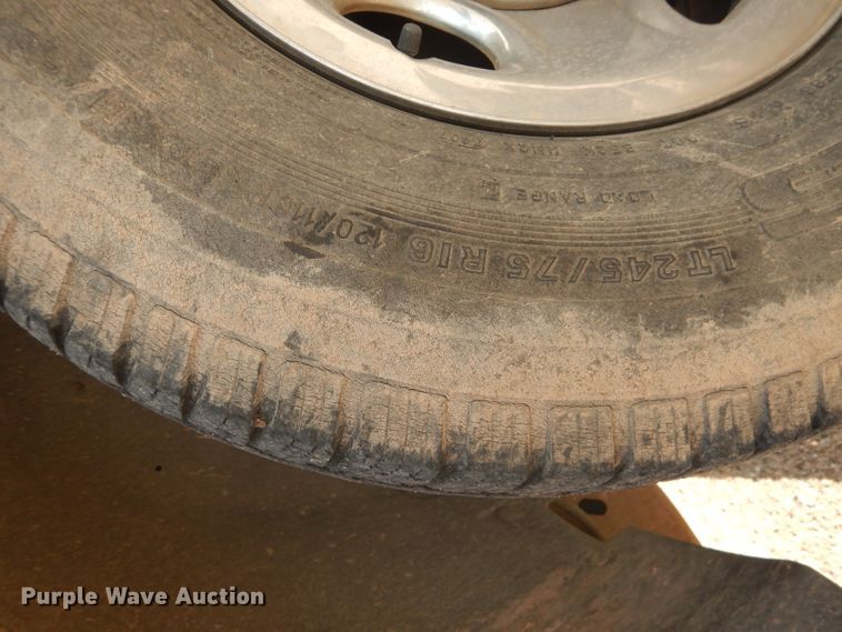 image for item HC9053 2000 Chevrolet Silverado 2500  pickup truck