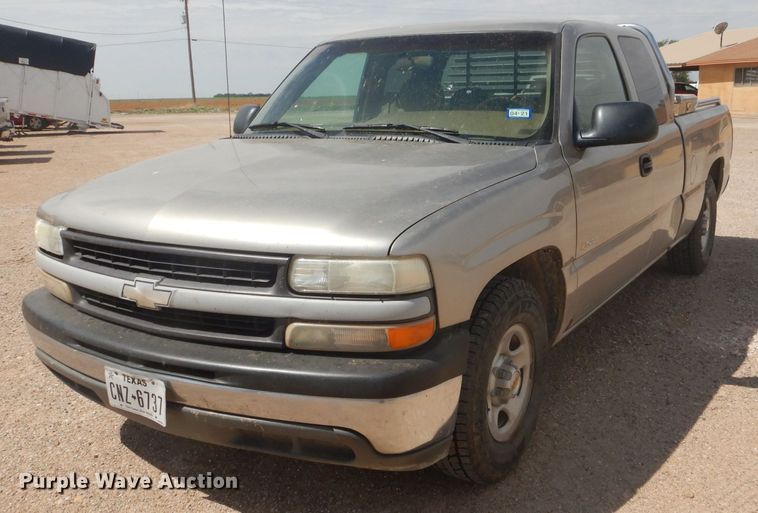 image for item HC9054 1999 Chevrolet Silverado 1500  Ext. Cab pickup truck