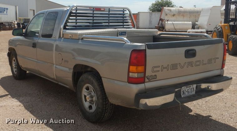 image for item HC9054 1999 Chevrolet Silverado 1500  Ext. Cab pickup truck