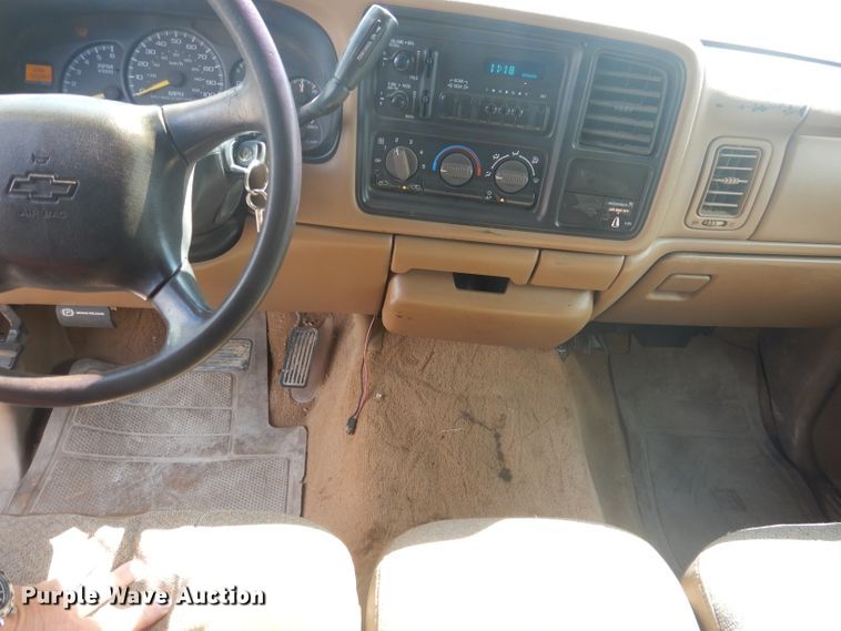 image for item HC9054 1999 Chevrolet Silverado 1500  Ext. Cab pickup truck