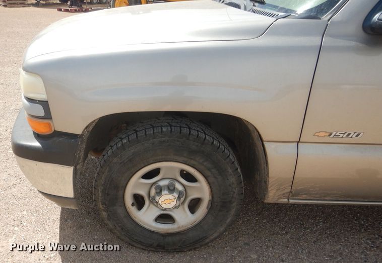 image for item HC9054 1999 Chevrolet Silverado 1500  Ext. Cab pickup truck