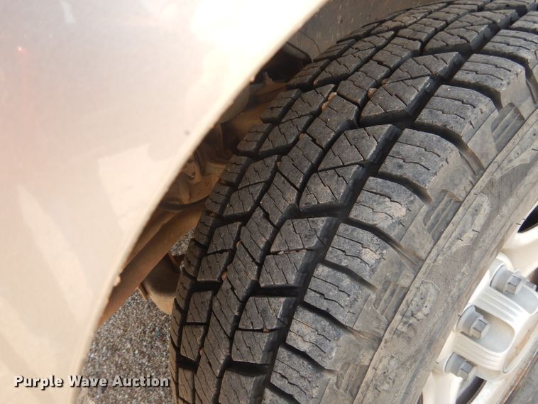 image for item HC9054 1999 Chevrolet Silverado 1500  Ext. Cab pickup truck