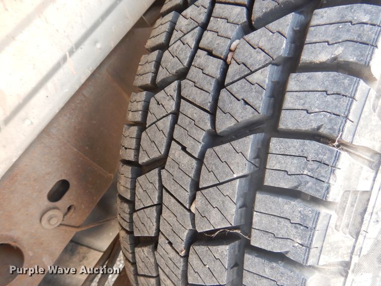 image for item HC9054 1999 Chevrolet Silverado 1500  Ext. Cab pickup truck