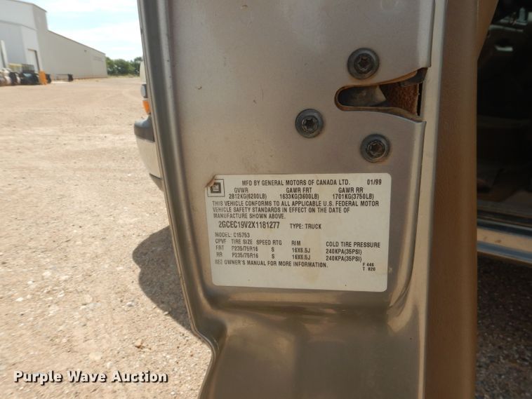 image for item HC9054 1999 Chevrolet Silverado 1500  Ext. Cab pickup truck