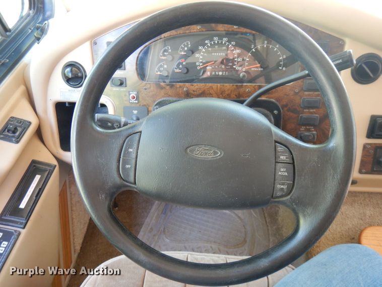 image for item HG9055 2000 Newmar Dutch Star  RV