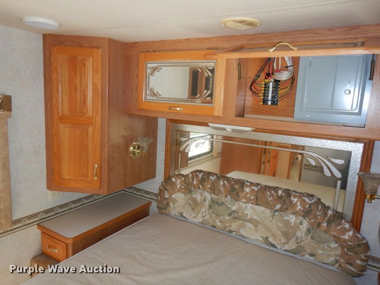 image for item HG9055 2000 Newmar Dutch Star  RV