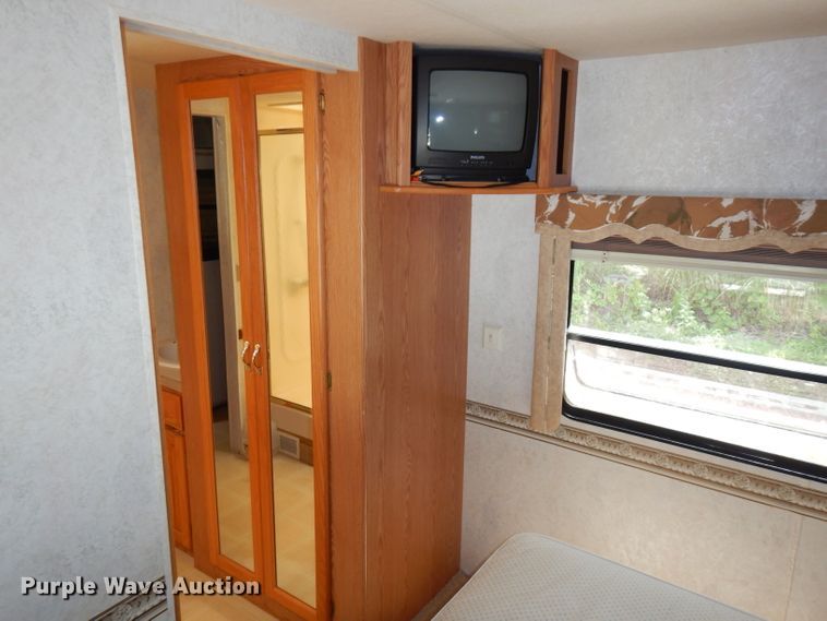 image for item HG9055 2000 Newmar Dutch Star  RV