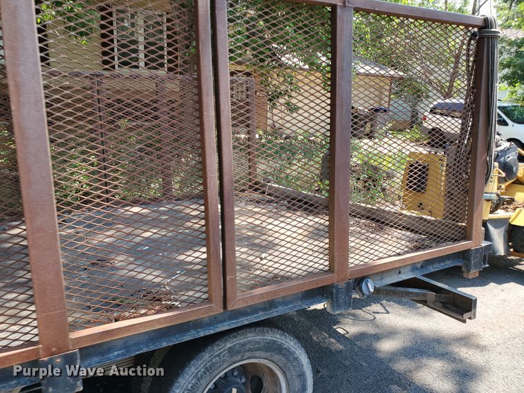 image for item HK9033 1995 Chevrolet C3500  flatbed pickup truck