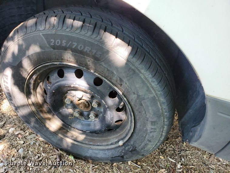 image for item HK9034 1998 Toyota Sienna LE  van