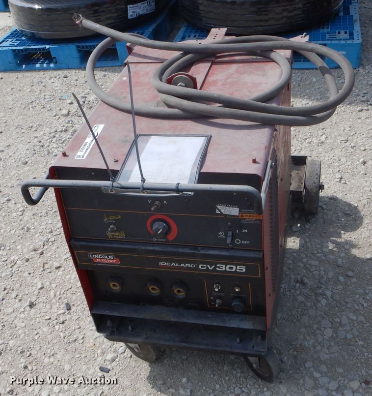 image for item HM9568 Lincoln Idealarc CV305 welder