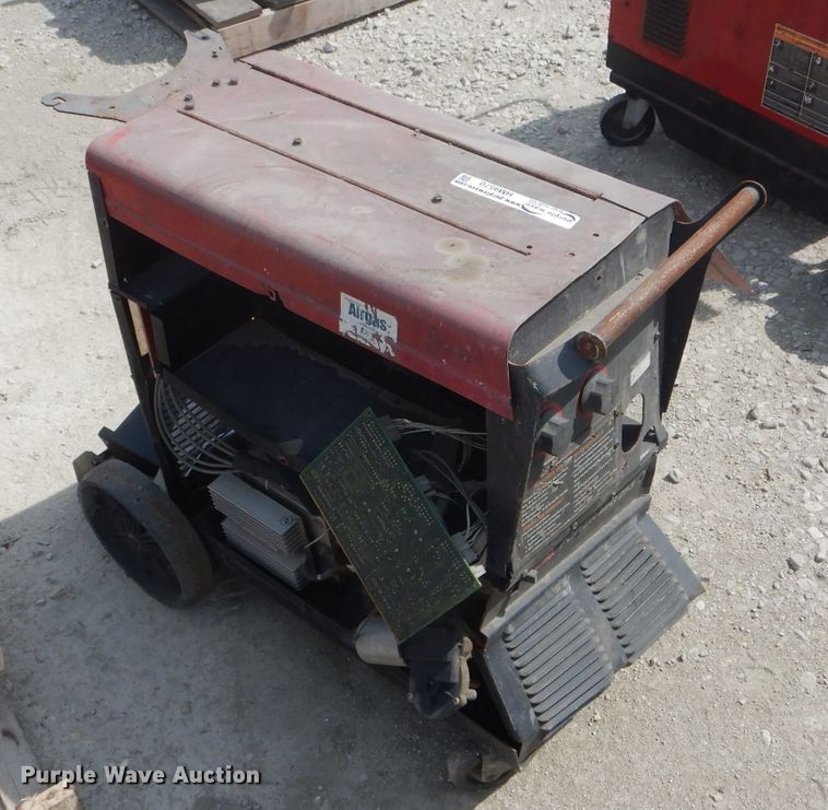 image for item HM9570 (2) Lincoln welders