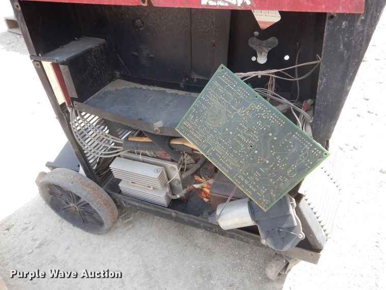 image for item HM9570 (2) Lincoln welders