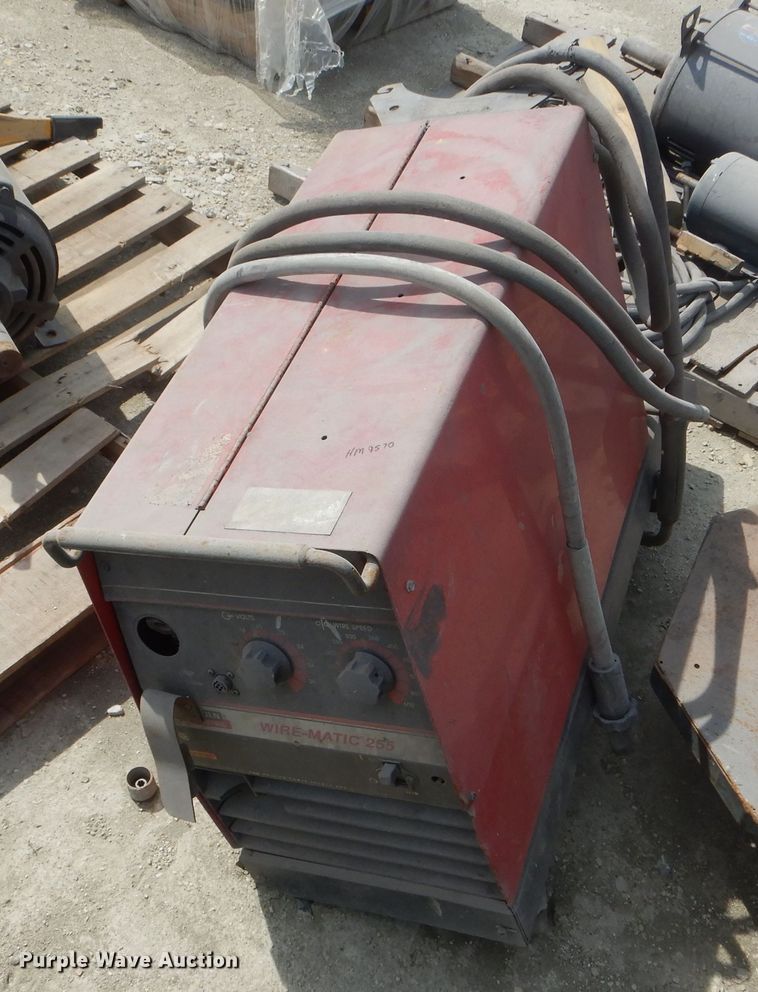 image for item HM9570 (2) Lincoln welders