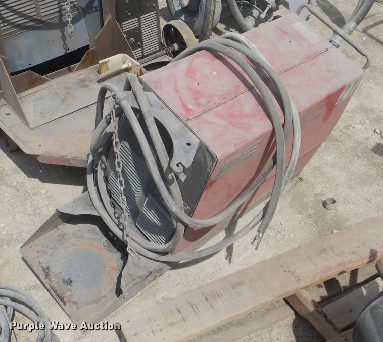 image for item HM9570 (2) Lincoln welders