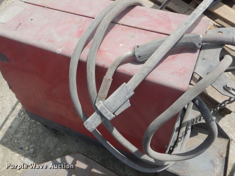 image for item HM9570 (2) Lincoln welders