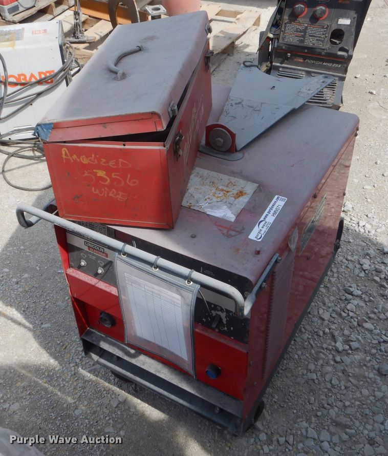 image for item HM9571 Lincoln CV-300 welder