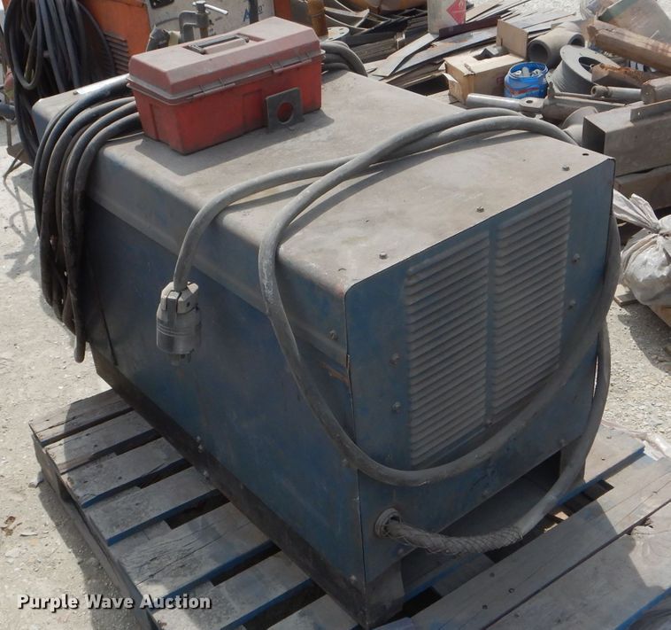 image for item HM9574 Ultra Arc UA1800 welder