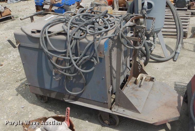 image for item HM9575 (2) welders