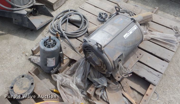 image for item HM9576 (3) electric motors