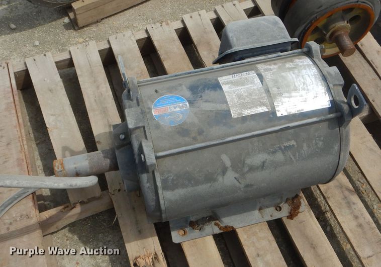 image for item HM9576 (3) electric motors