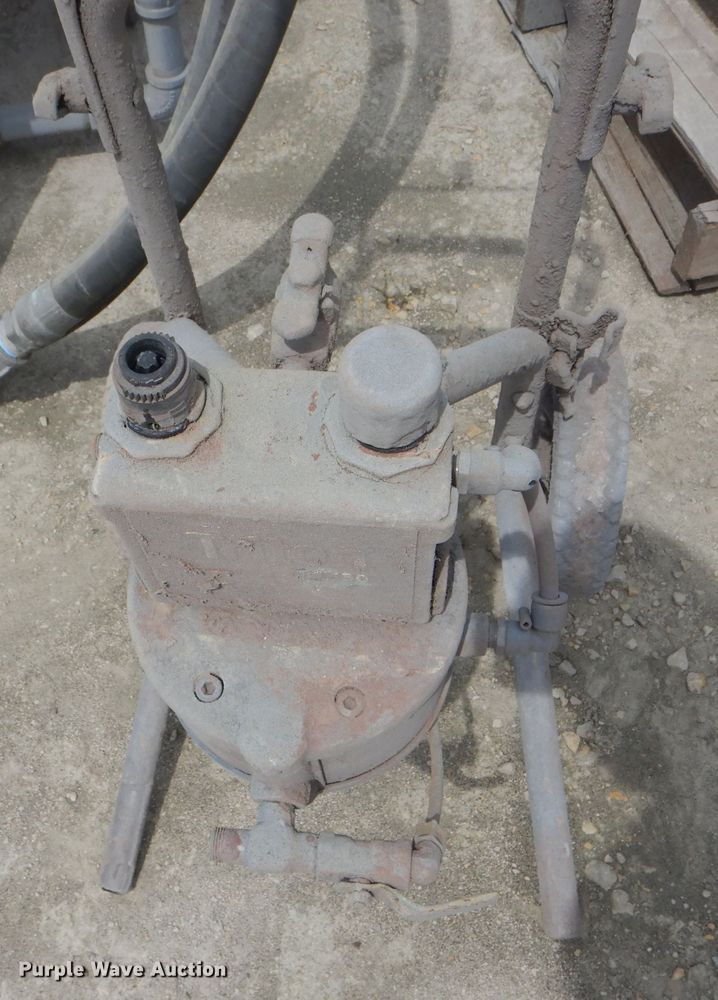 image for item HM9578 Triton 150 paint pump