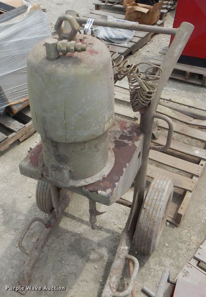 image for item HM9579 Paint pump