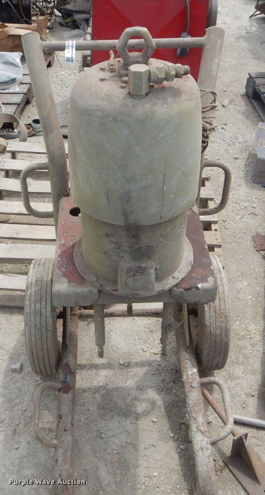 image for item HM9579 Paint pump