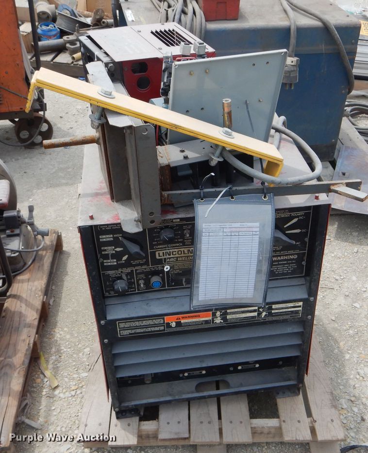 image for item HM9580 Lincoln Tig 250/250 welder