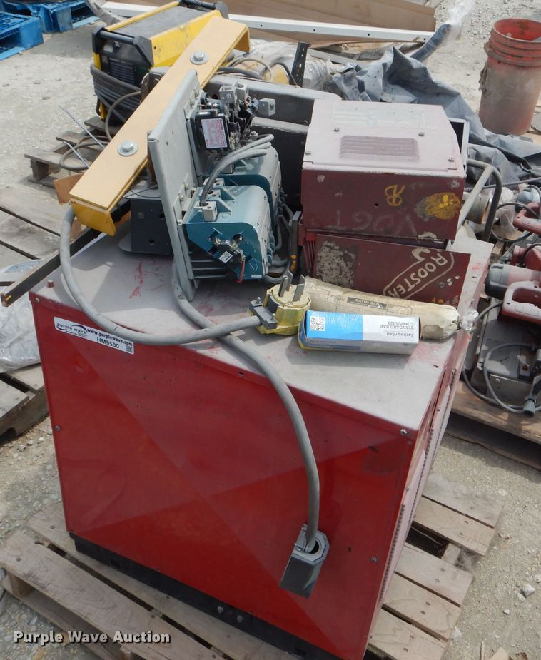 image for item HM9580 Lincoln Tig 250/250 welder