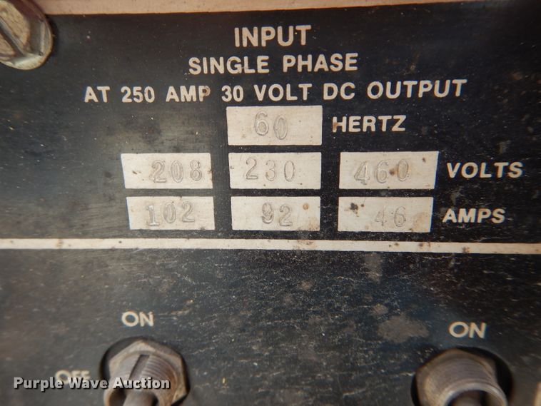 image for item HM9580 Lincoln Tig 250/250 welder