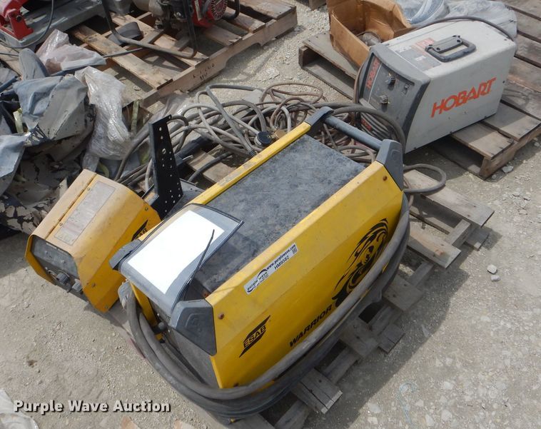 image for item HM9582 (3) welders