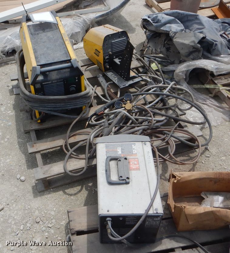 image for item HM9582 (3) welders