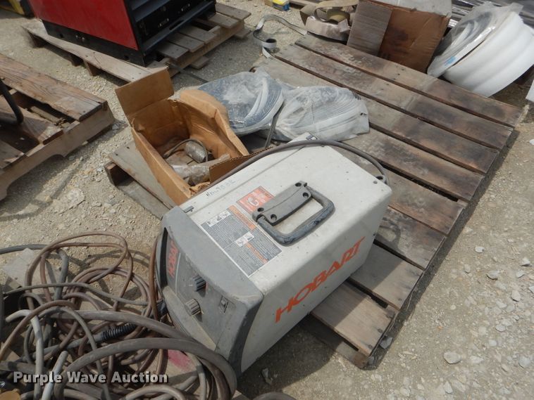 image for item HM9582 (3) welders