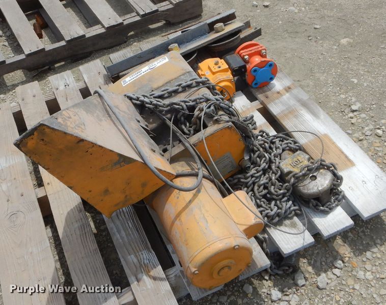 image for item HM9583 Yale KEL2-15LG71/252 hoist