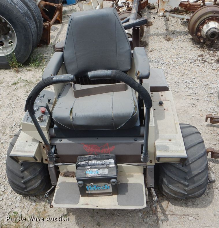 image for item HM9594 Grasshopper 725 ZTR lawn mower