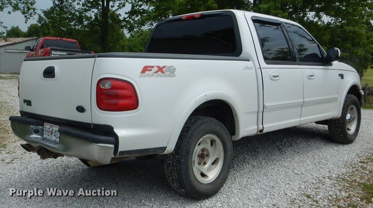 image for item HM9599 2003 Ford F150 Lariat  SuperCrew pickup truck