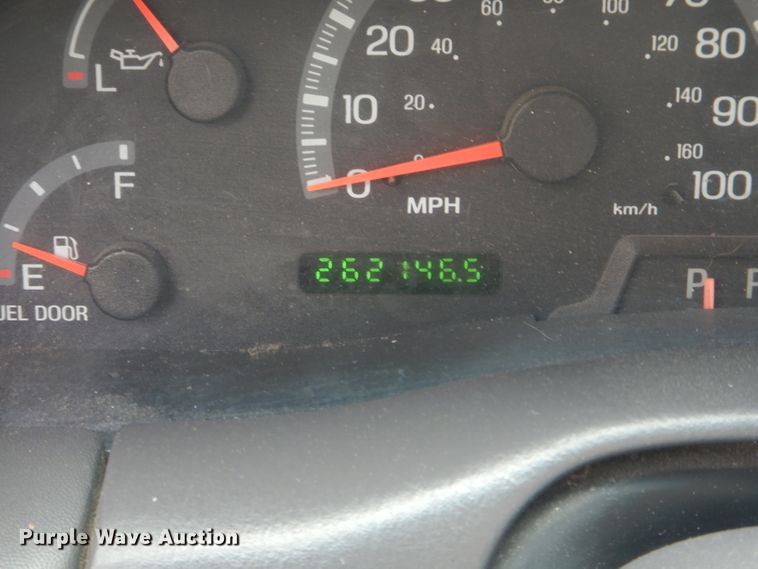 image for item HM9599 2003 Ford F150 Lariat  SuperCrew pickup truck