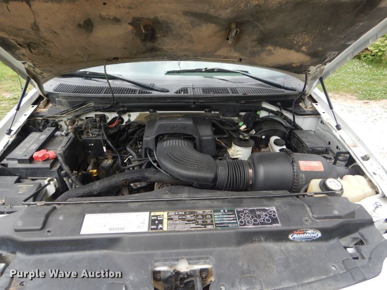 image for item HM9599 2003 Ford F150 Lariat  SuperCrew pickup truck