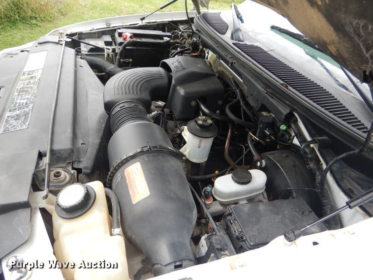 image for item HM9599 2003 Ford F150 Lariat  SuperCrew pickup truck