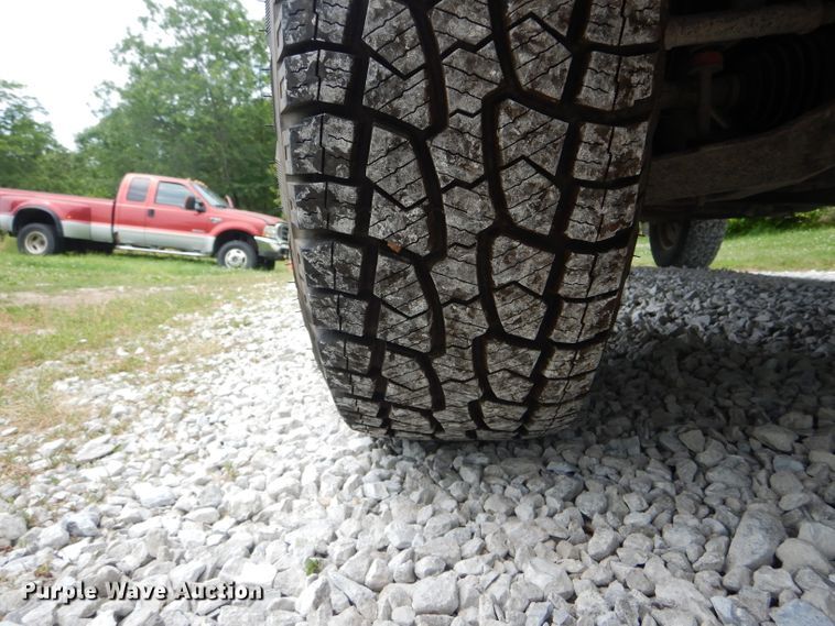 image for item HM9599 2003 Ford F150 Lariat  SuperCrew pickup truck