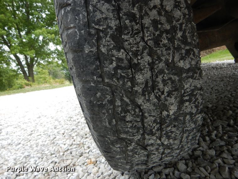 image for item HM9599 2003 Ford F150 Lariat  SuperCrew pickup truck