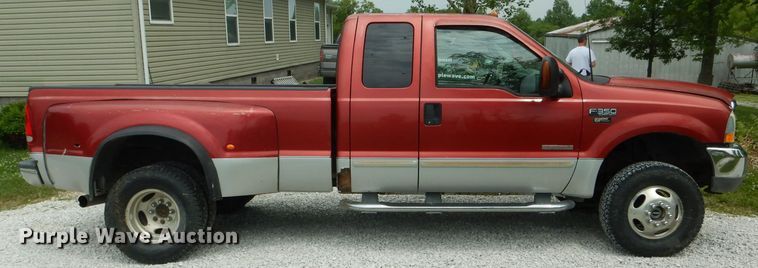 image for item HM9600 2003 Ford F350 Super Duty XLT  SuperCab pickup truck