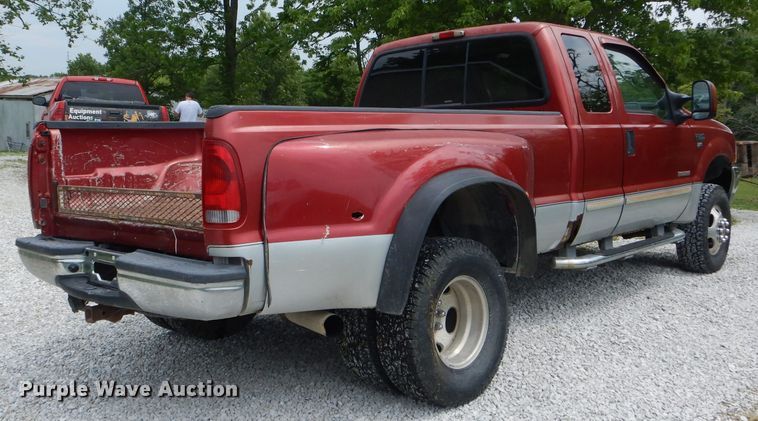 image for item HM9600 2003 Ford F350 Super Duty XLT  SuperCab pickup truck