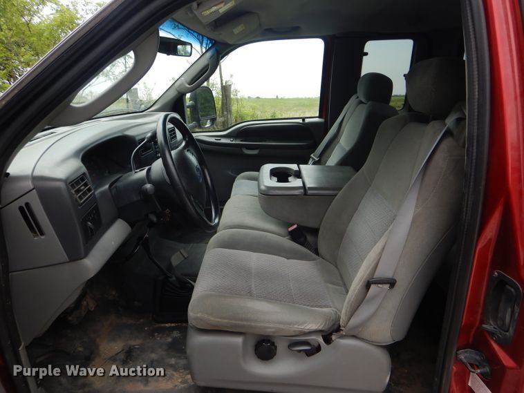 image for item HM9600 2003 Ford F350 Super Duty XLT  SuperCab pickup truck