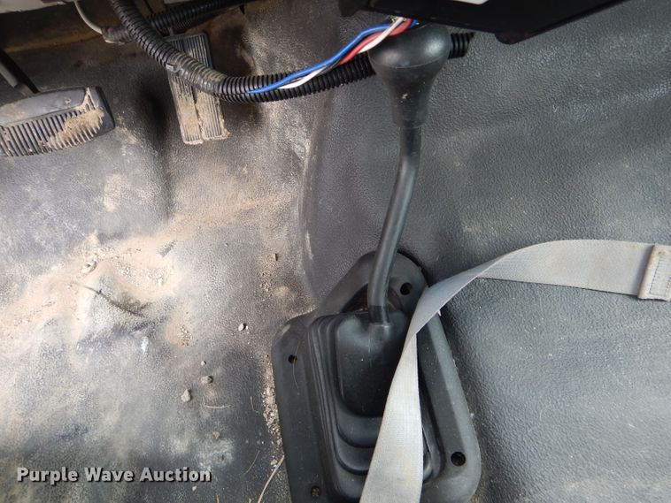 image for item HM9600 2003 Ford F350 Super Duty XLT  SuperCab pickup truck