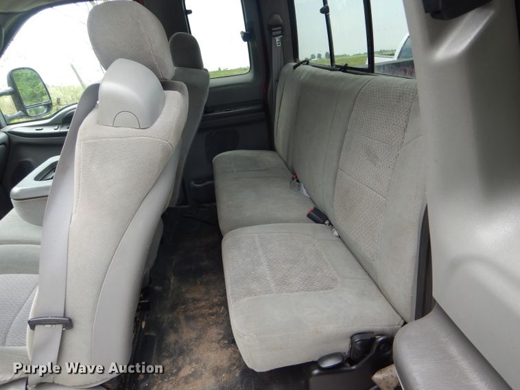 image for item HM9600 2003 Ford F350 Super Duty XLT  SuperCab pickup truck