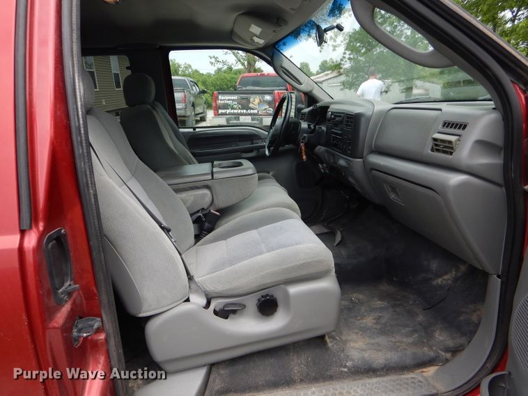 image for item HM9600 2003 Ford F350 Super Duty XLT  SuperCab pickup truck