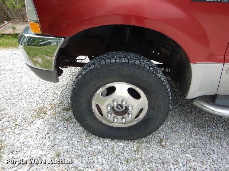 image for item HM9600 2003 Ford F350 Super Duty XLT  SuperCab pickup truck